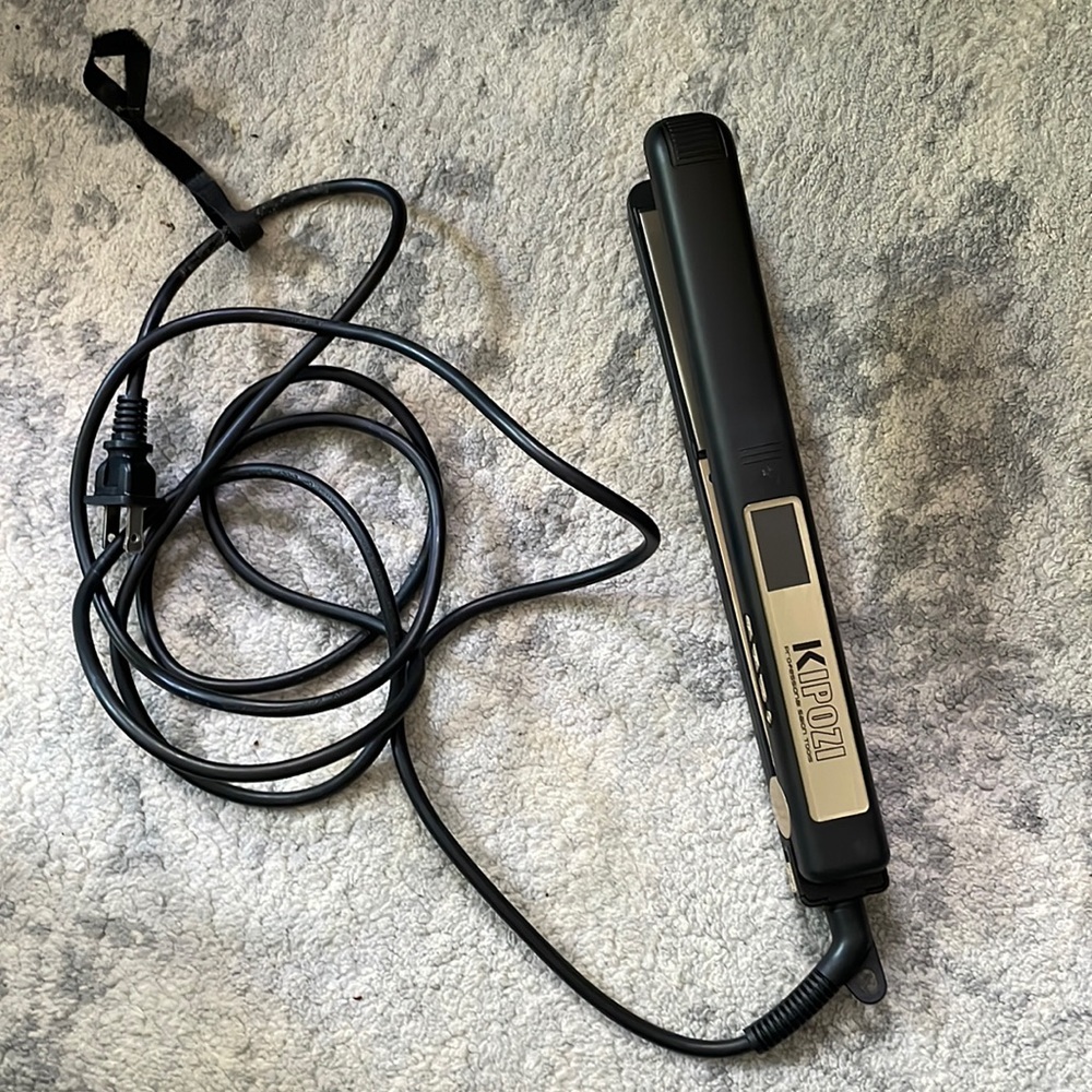 Kipozi flat iron